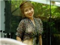 Mai Khôi khoe hình xăm quanh eo